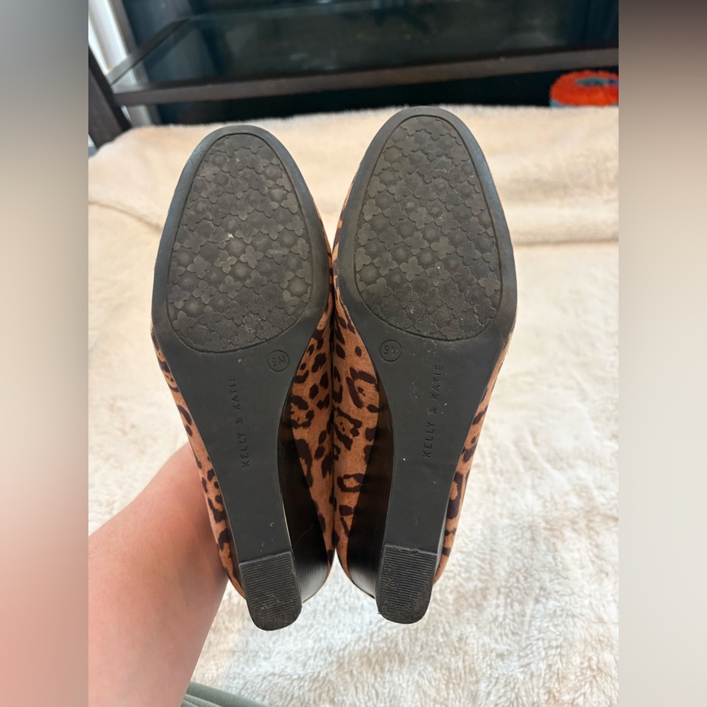 Leopard Print Women's Dress Wedges - Tan and Black - Picture 5 of 5